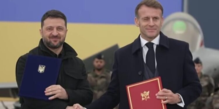 Macron en Zelensky tekenen akkoord voor levering Rafales aan Oekraïne