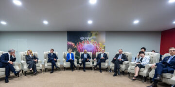 Europese zorgen over Trumps plan en Oekraïens legerkapsel