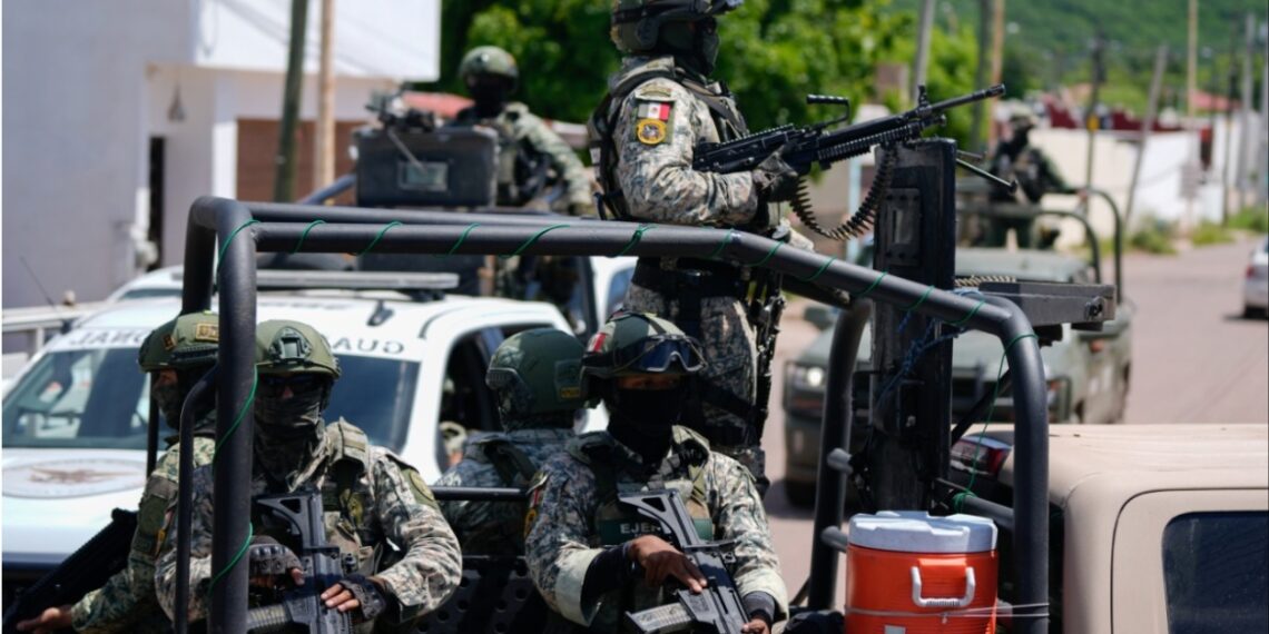 Mexicaanse federale troepen versterken aanwezigheid in Michoacán na moord burgemeester.