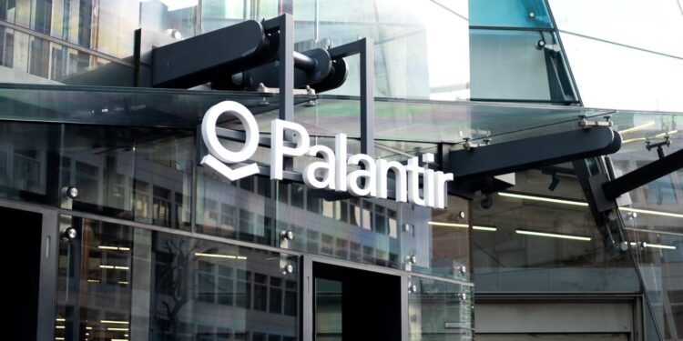 Waarom Palantir aandeel daalt ondanks indrukwekkende winsten
