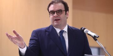 Kyriakos Pierrakakis topkandidaat voor voorzitterschap Eurogroep