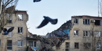 Russische aanvallen in Oekraïne leiden tot doden en stroomuitval