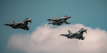 Poolse gevechtsvliegtuigen op weg naar Oekraïne tegen Russische agressie