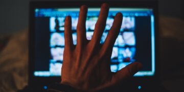 Groot-Brittannië verbiedt pornografie met wurgscènes