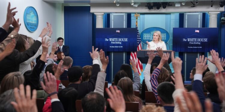 Toegang journalisten tot Witte Huis beperkt door nieuwe regelgeving