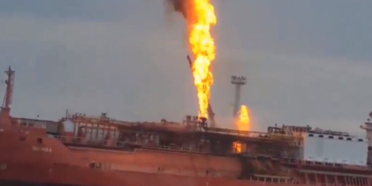 Evacuatie dorp gestopt na Russische aanval op Turks gasschip