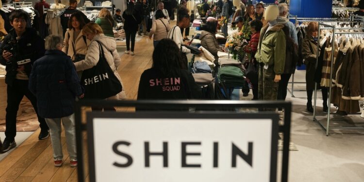 Regeringsoorlog tegen Shein: 200.000 pakketten onderzocht in Frankrijk