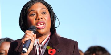 Kemi Badenoch leidt wederopbouw Tory partij na eerste jaar als leider