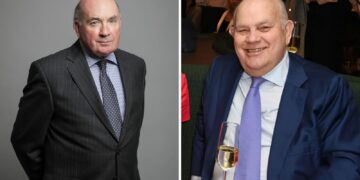 Lords Dannatt en Evans geschorst voor cash-for-access schandaal in House of Lords