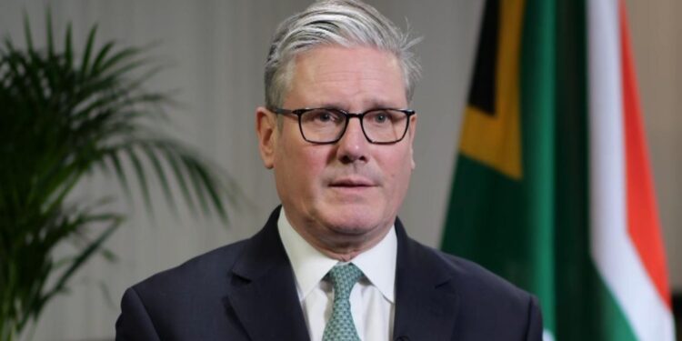 Starmer speelt politiek spel om VS aan boord te houden – maar is het genoeg?