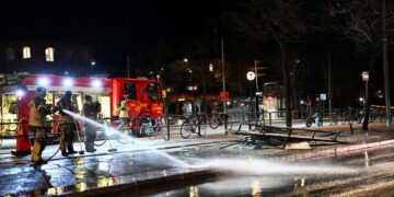 Busbotser: autoriteiten noemen crash tegen bushalte een ongeval