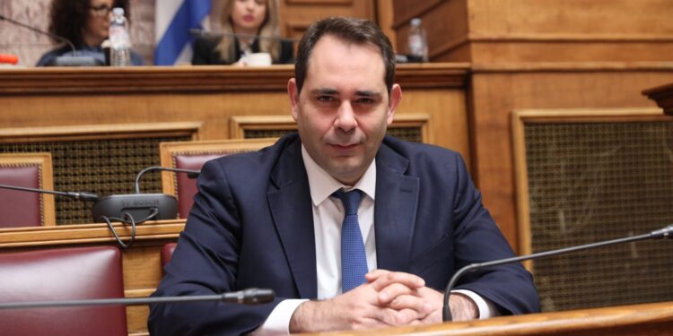 Steun van Petralias voor Pierrakakis in race Eurogroep-presidentschap