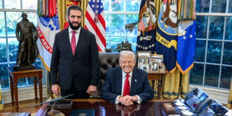 Trump verlengt opschorting sancties Syrië met 180 dagen