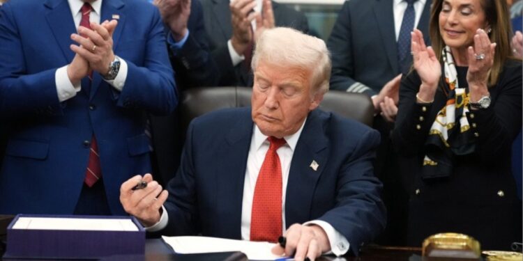 Trump heft tarieven op koffie, exotisch fruit en rundvlees