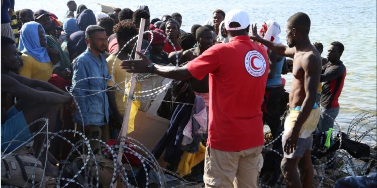 Amnesty International bekritiseert schendingen migrantenrechten in Tunesië