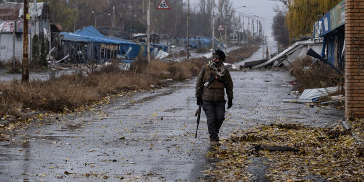 Verschillen in plannen VS en EU voor einde oorlog in Oekraïne: legerpet, NAVO en grenzen