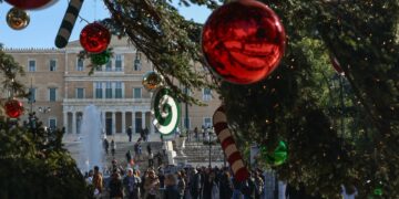 Vakantie thuis populair bij meer dan de helft van Grieken