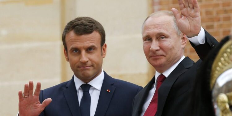 Macron zoekt dialoog met Moskou: wat heeft hij Poetin te bieden?