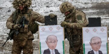 Machtsstrijd in Oekraïne: Escalatie en druk op Kiev