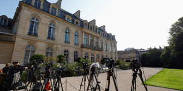 Elysee’s zilversmid verdacht van diefstal in Frankrijk