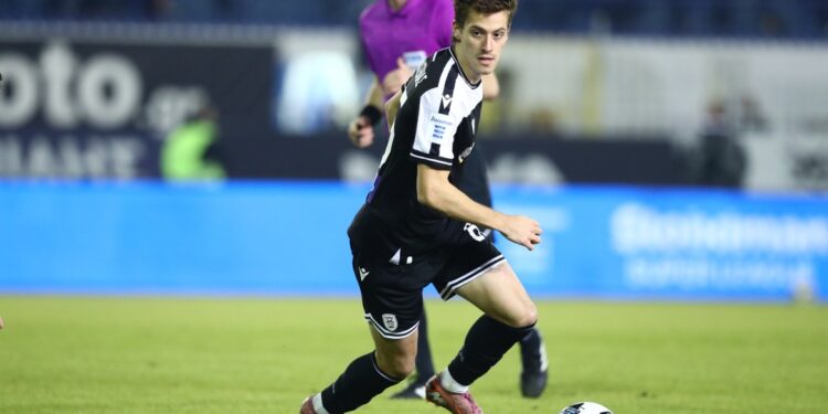 PAOK op zoek naar overwinning en derby voorbereiding, opstellingen en aftrap om 20:00