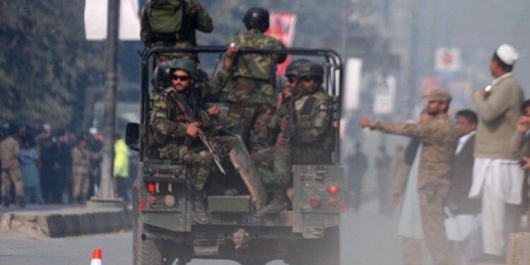 Massale bankplundering bij gewapende overval: 550.000 euro buit