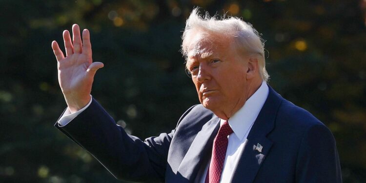 Trump ondertekent uitvoeringsbesluit over regel kunstmatige intelligentie