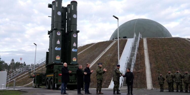 Duitsland ontwikkelt luchtafweersystemen tegen Russische raketdreiging