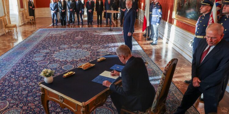 Verlaging van hulp aan Oekraïne zorgt voor kritiek in Brussel