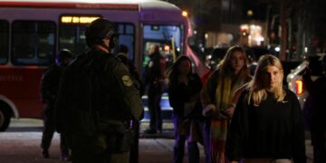 Bloedbad aan Brown University: Zoektocht naar dader en identiteit onthuld