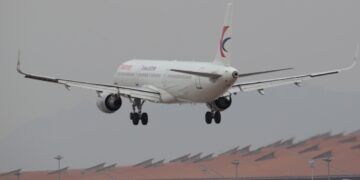 Recordbrekende vlucht: 20.000 km over drie continenten in bijna 30 uur