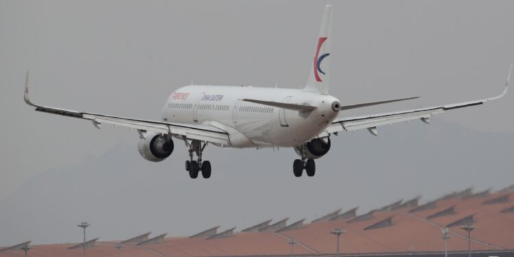 Recordbrekende vlucht: 20.000 km over drie continenten in bijna 30 uur