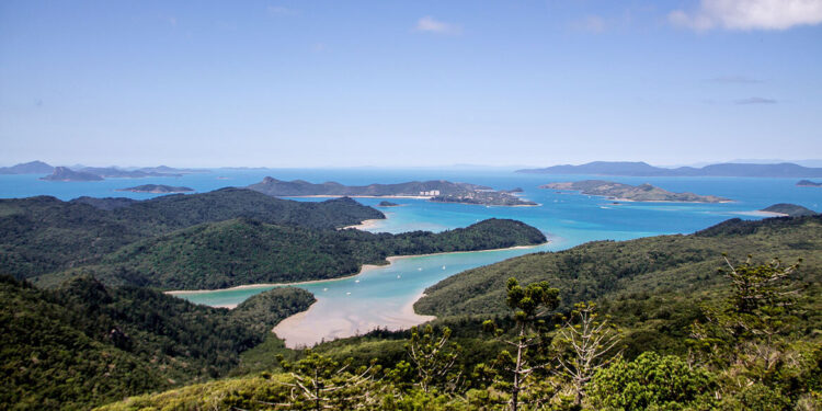 Toeristeneiland Great Barrier Reef verkocht voor recordbedrag