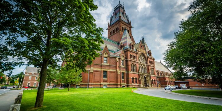 Voormalig mortuariumdirecteur Harvard veroordeeld voor orgaanhandel