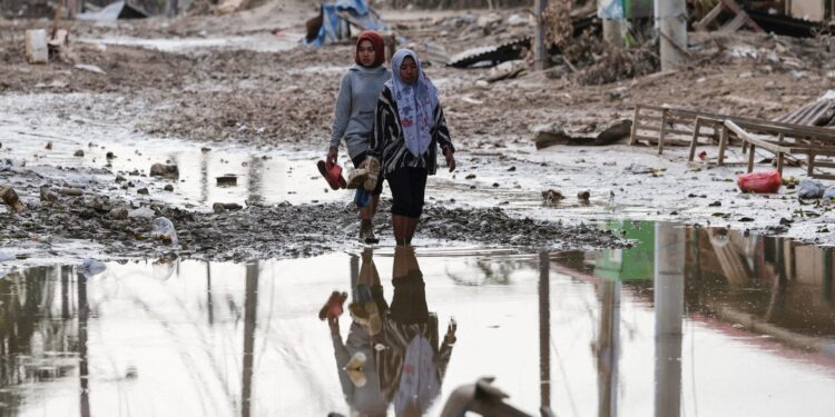 Overstromingen in Indonesië: Dodental stijgt naar 950, kosten wederopbouw 3,1 miljard