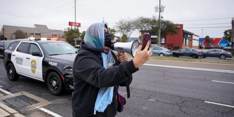 Trump wil asielzoekers weren om gezondheidsredenen in de VS