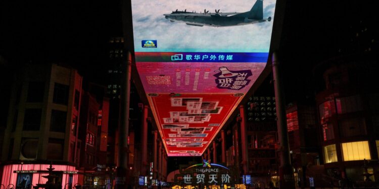 China omsingelt Taiwan met grootschalig militair machtsvertoon