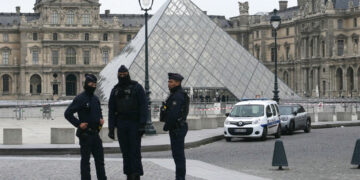 Vakbonden roepen op tot stakingen in Louvre vanaf 15 december