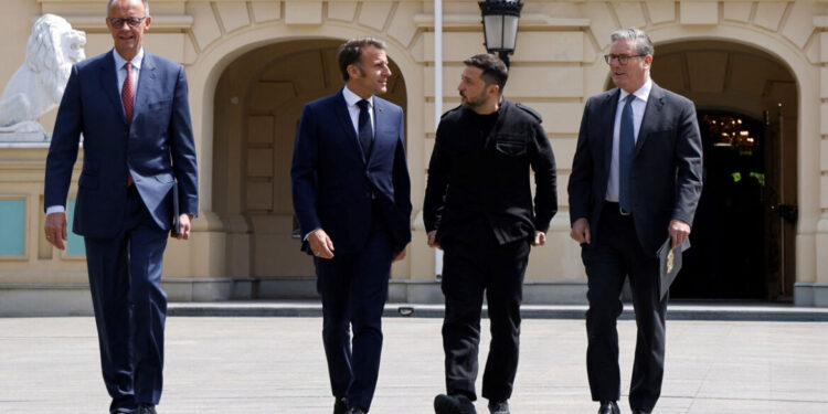 De cruciale vierhoek: Zelensky, Starmer, Macron en Mertz in Londen