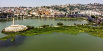 De eenzame strijd van het vooruitstrevende land