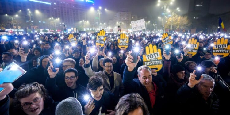 Massale protesten in Roemenië tegen corruptie in justitie