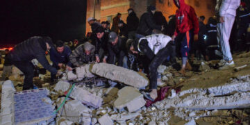 Doden door instortende gebouwen met scheuren in Marokko