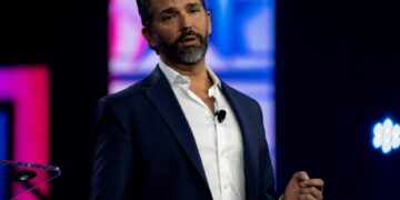 Trump overweegt terugtrekking uit vredesinspanningen in Oekraïne, aldus Son