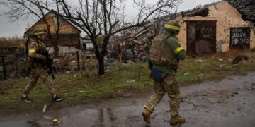 Oekraïense troepen trekken zich terug uit Siversk in Donetsk