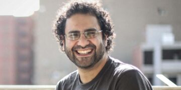 Kritiek op Starmer voor steun aan activist na terugkeer uit Egypte