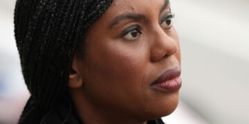 Badenoch roept op tot vertrek van mensen uit vrouwonvriendelijke culturen