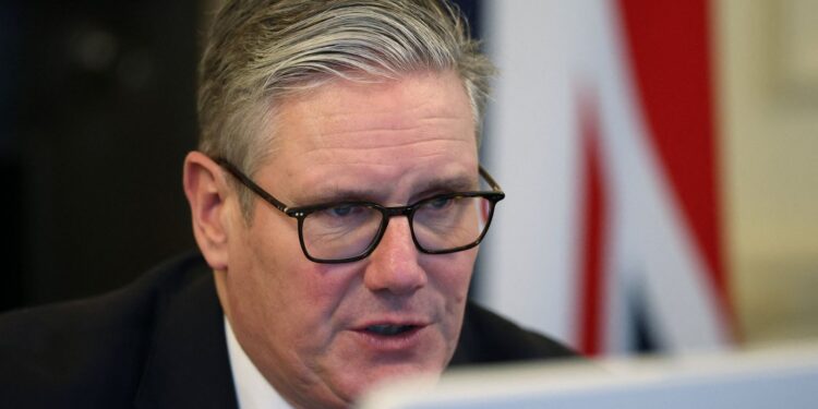 Te veel achterklap in de regering, zegt voormalig woordvoerder Starmer’s.