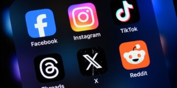 Verbod op sociale media onder de 16 in Australië: Model voor VK?