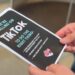TikTok aangeklaagd vanwege censuur door moderators