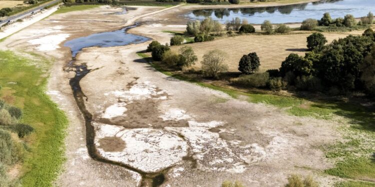 2025 op weg naar warmste jaar ooit in VK, aldus Met Office